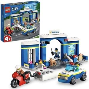 60370 POLICE STATION CHASE